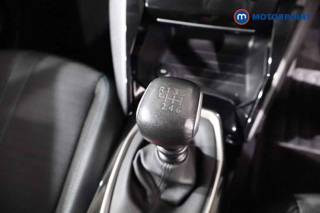 Peugeot 208 Allure Premium Manual Petrol Hatchback - Stock Number (1550121) - 19th supplementary image