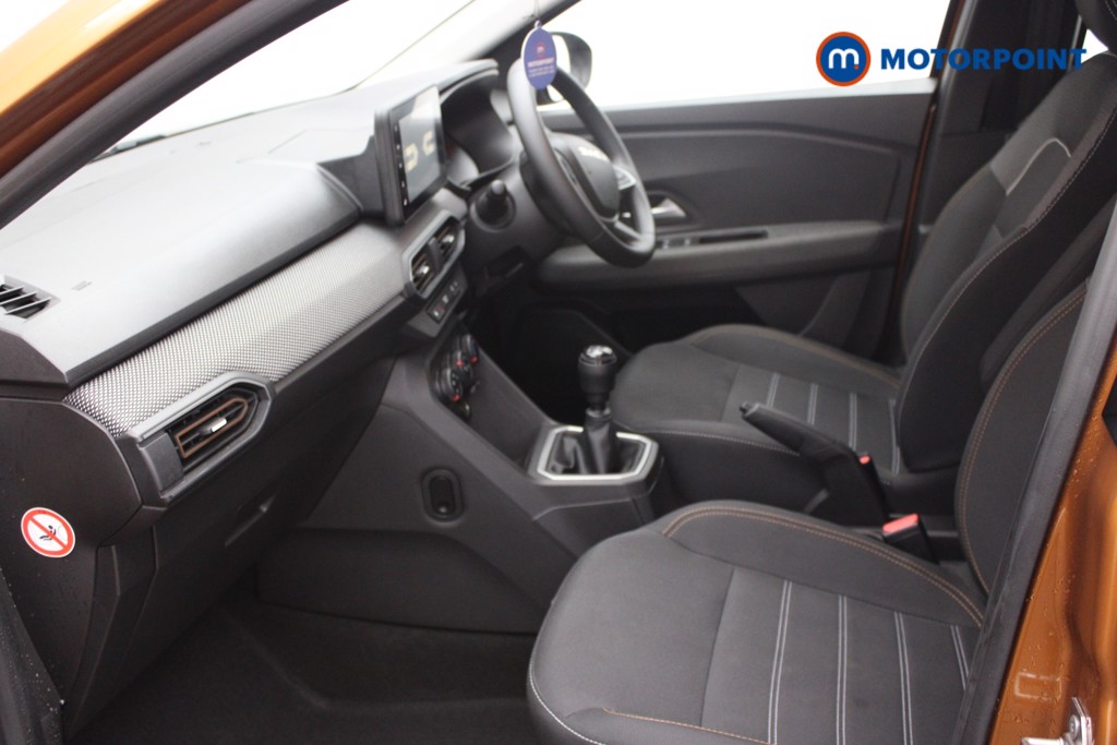 Dacia Sandero Stepway Expression Manual Petrol Hatchback - Stock Number (1550339) - 1st supplementary image