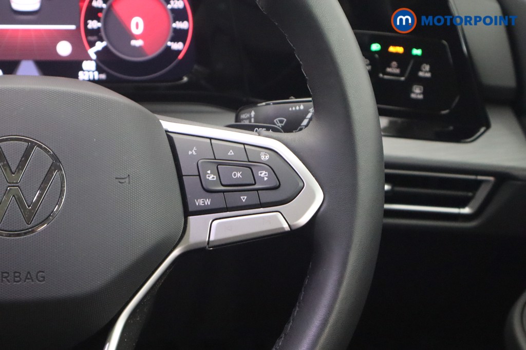 Volkswagen Golf Style Automatic Petrol Hatchback - Stock Number (1550811) - 5th supplementary image