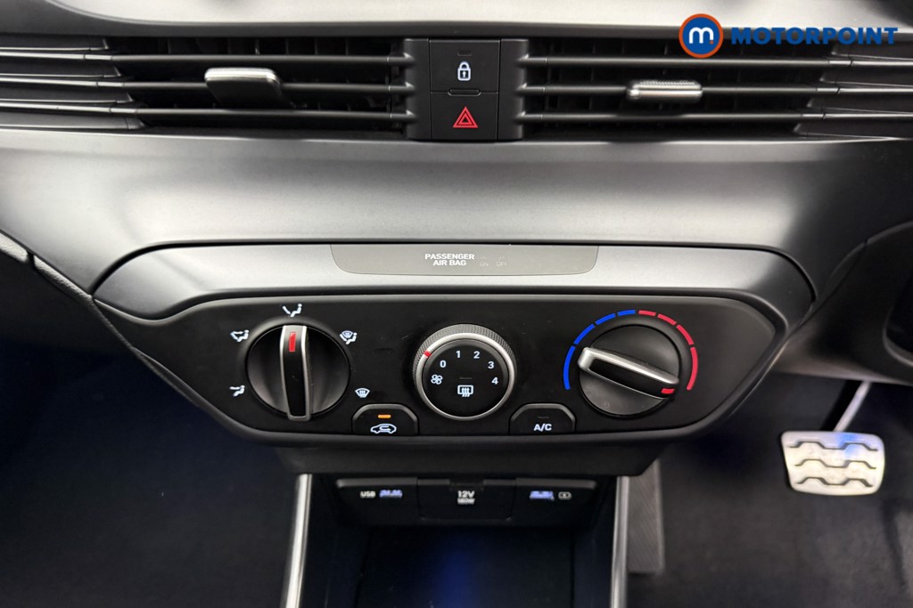 Hyundai Bayon Se Connect Automatic Petrol-Electric Hybrid SUV - Stock Number (1550838) - 8th supplementary image