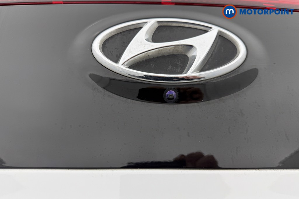 Hyundai Bayon Se Connect Automatic Petrol-Electric Hybrid SUV - Stock Number (1550838) - 18th supplementary image