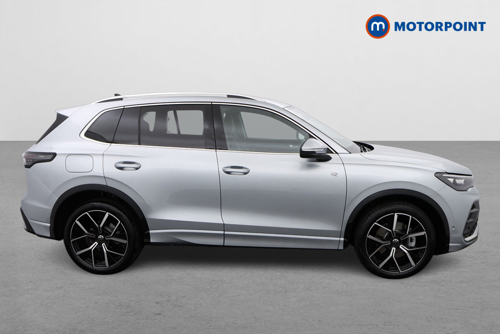 Volkswagen Tiguan R-Line Automatic Diesel SUV - Stock Number (1550992) - Drivers side