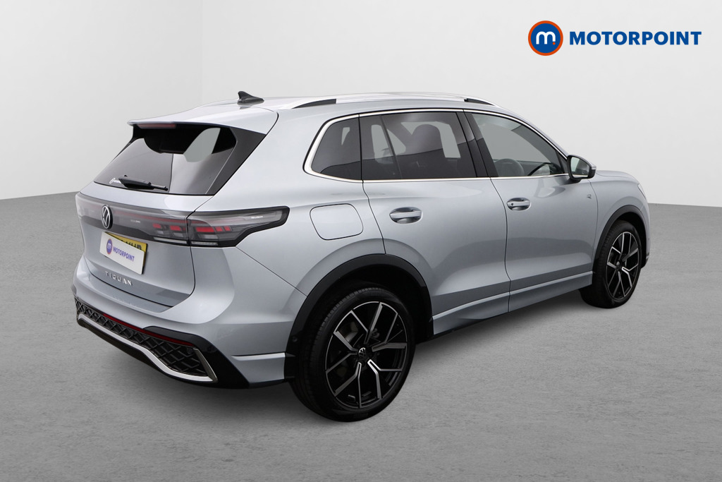 Volkswagen Tiguan R-Line Automatic Diesel SUV - Stock Number (1550992) - Drivers side rear corner