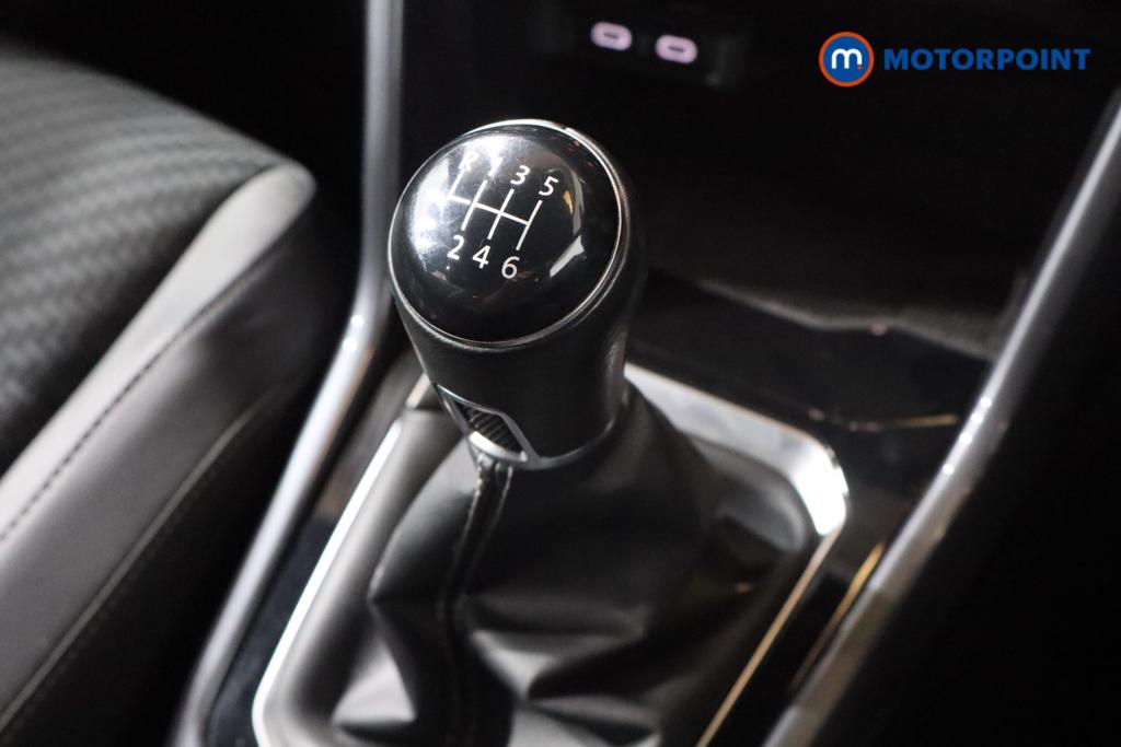 Volkswagen T-Roc R-Line Manual Petrol SUV - Stock Number (1551211) - 5th supplementary image