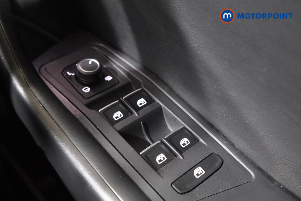 Volkswagen T-Roc R-Line Manual Petrol SUV - Stock Number (1551211) - 13th supplementary image