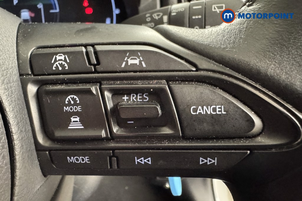 Toyota Yaris Design Automatic Petrol-Electric Hybrid Hatchback - Stock Number (1551872) - 13th supplementary image