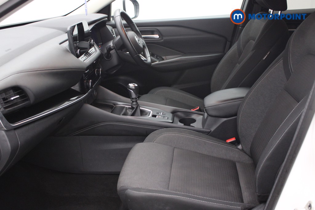 Nissan Qashqai N-Connecta Manual Petrol SUV - Stock Number (1533742) - 1st supplementary image