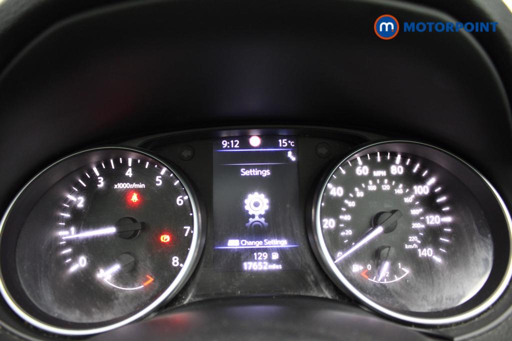 Nissan Qashqai N-Connecta Manual Petrol SUV - Stock Number (1535981) - 6th supplementary image