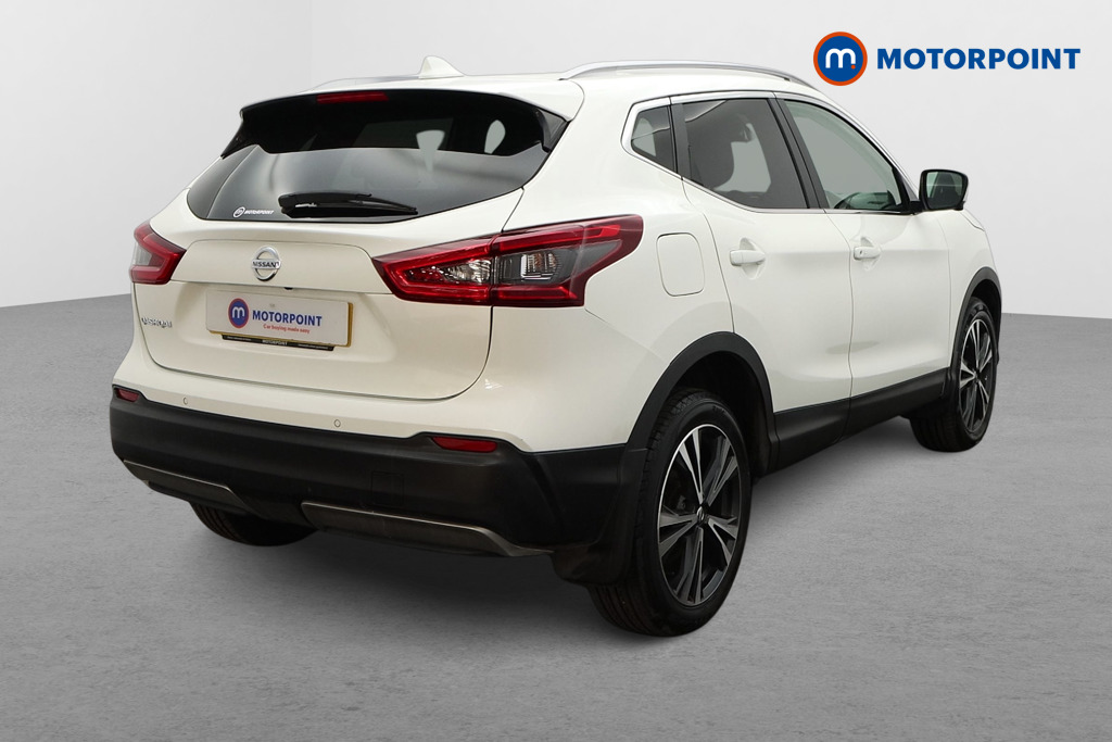 Nissan Qashqai N-Connecta Manual Petrol SUV - Stock Number (1535981) - Drivers side rear corner