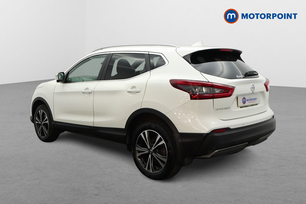 Nissan Qashqai N-Connecta Manual Petrol SUV - Stock Number (1535981) - Passenger side rear corner