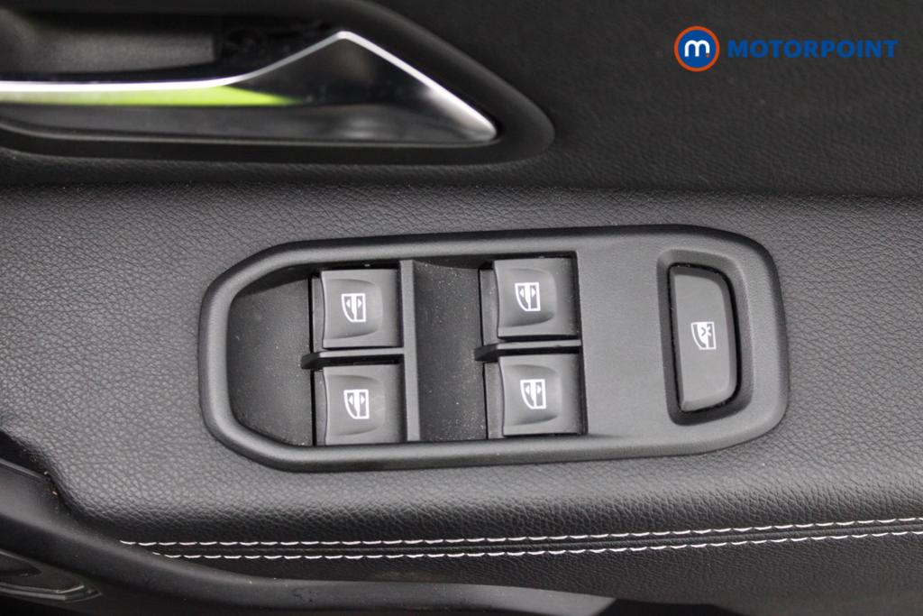 Dacia Duster Prestige Manual Petrol SUV - Stock Number (1538898) - 12th supplementary image