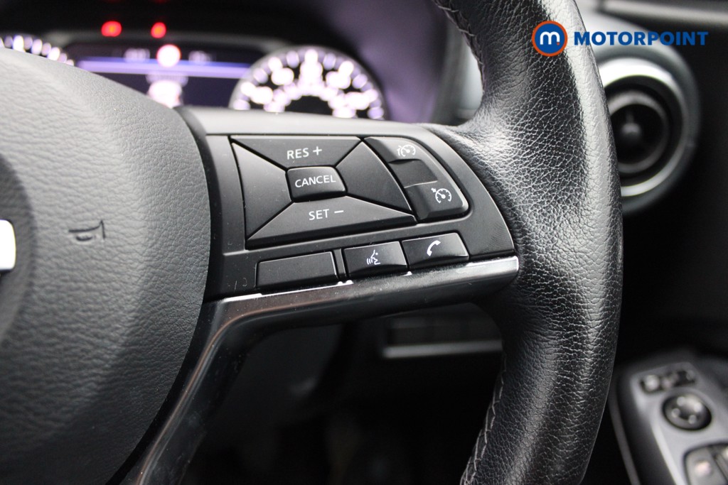 Nissan Juke N-Connecta Manual Petrol SUV - Stock Number (1539019) - 14th supplementary image