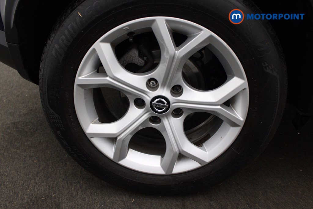 Nissan Juke N-Connecta Manual Petrol SUV - Stock Number (1539019) - 20th supplementary image