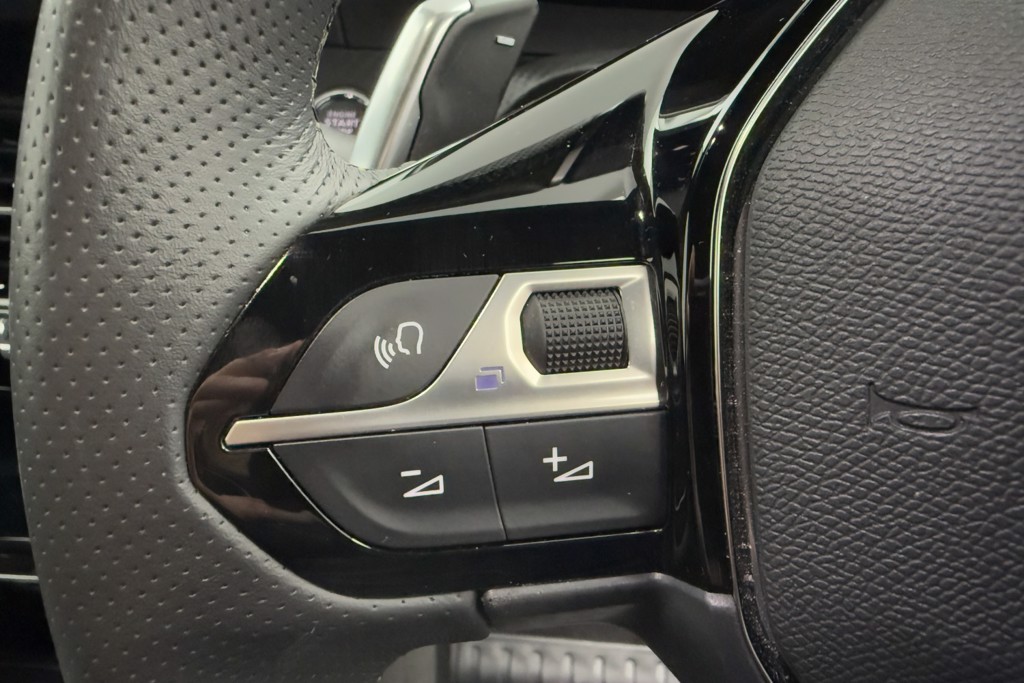 Peugeot 2008 GT Automatic Petrol SUV - Stock Number (1539478) - 3rd supplementary image