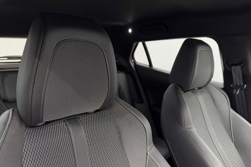 Peugeot 2008 GT Automatic Petrol SUV - Stock Number (1539478) - 13th supplementary image