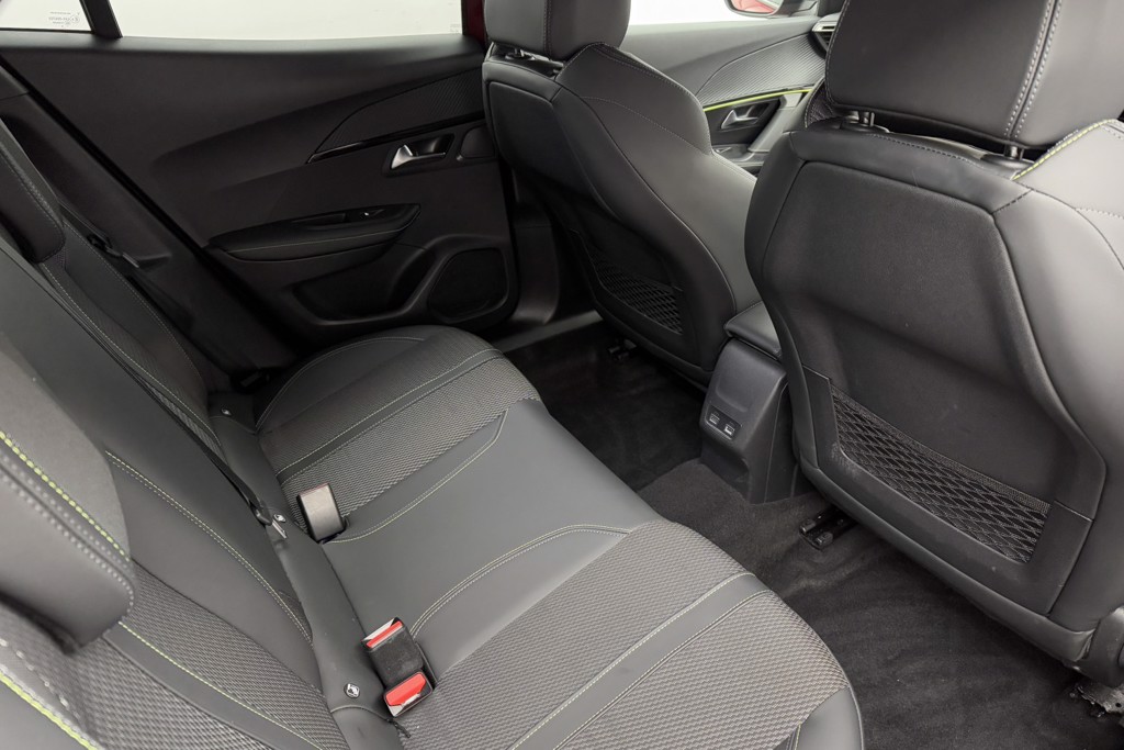 Peugeot 2008 GT Automatic Petrol SUV - Stock Number (1539478) - 15th supplementary image