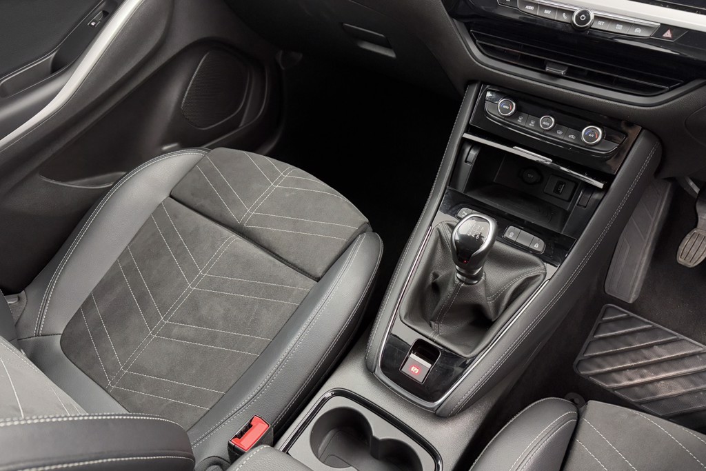 Vauxhall Grandland Ultimate Manual Petrol SUV - Stock Number (1539548) - 11th supplementary image