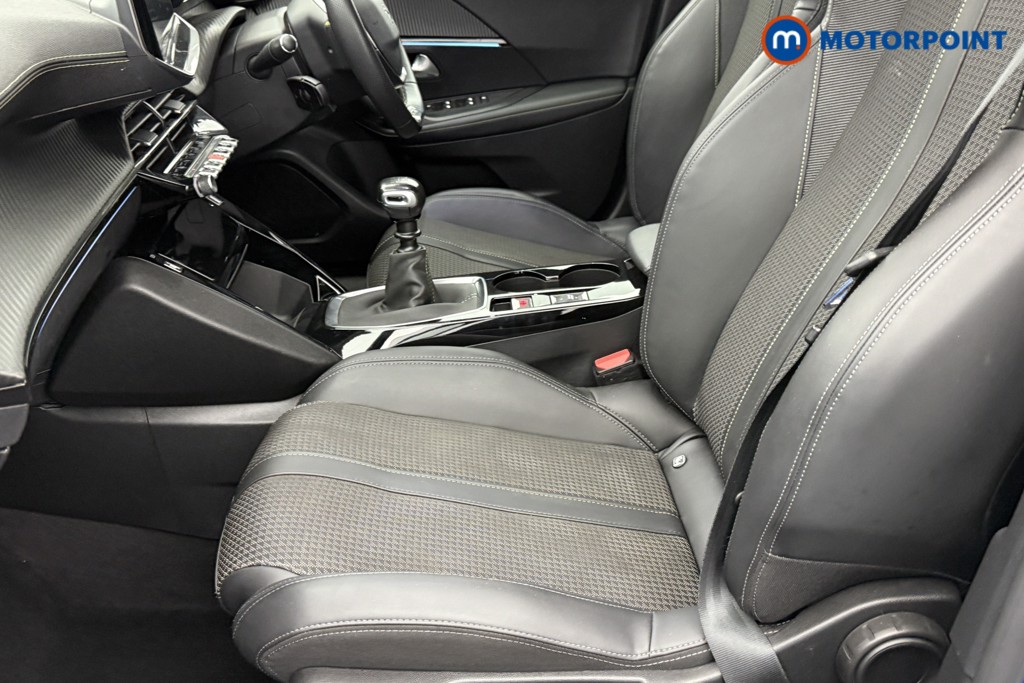 Peugeot 2008 GT Manual Petrol SUV - Stock Number (1540469) - 20th supplementary image