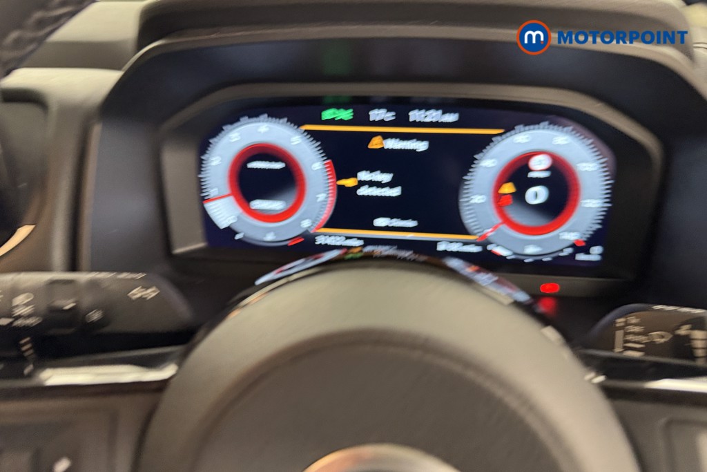 Nissan Qashqai N-Connecta Manual Petrol SUV - Stock Number (1540981) - 9th supplementary image