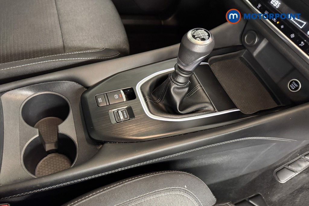 Nissan Qashqai N-Connecta Manual Petrol SUV - Stock Number (1540981) - 10th supplementary image