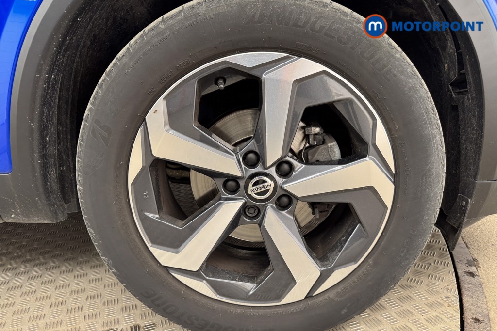 Nissan Qashqai N-Connecta Manual Petrol SUV - Stock Number (1540981) - 21st supplementary image