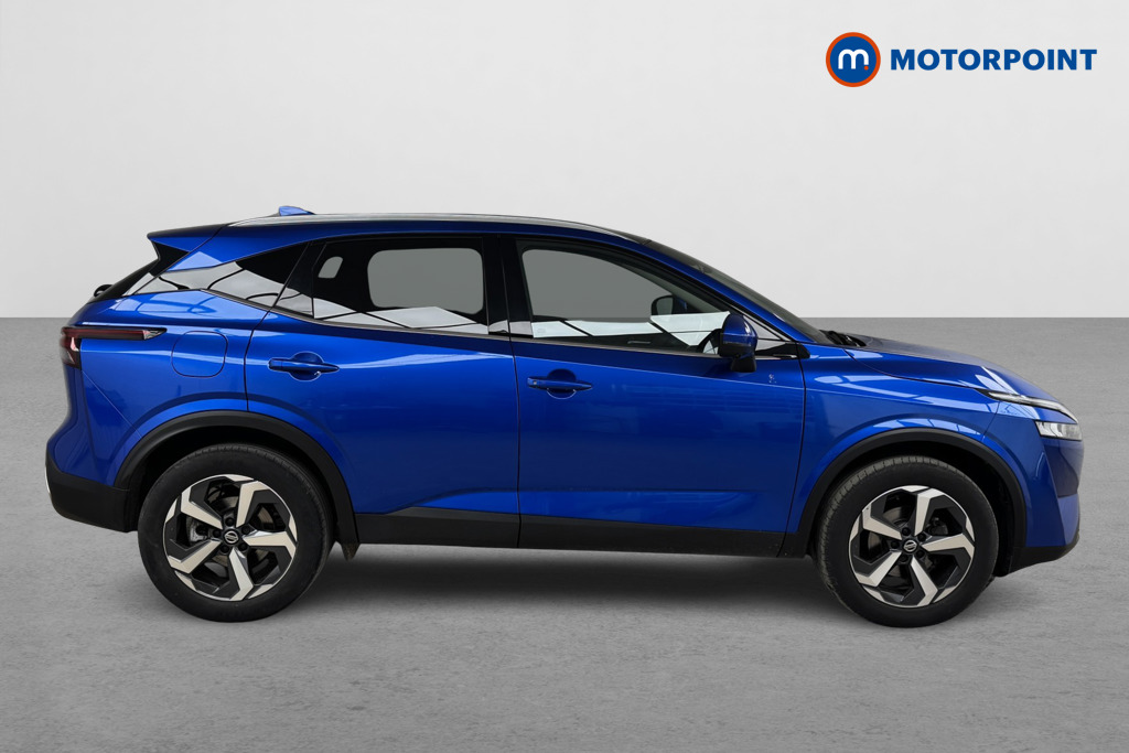 Nissan Qashqai N-Connecta Manual Petrol SUV - Stock Number (1540981) - Drivers side