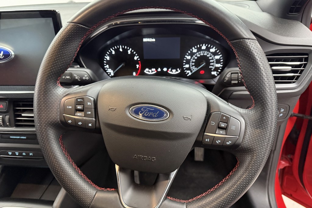 Ford Focus St-Line Manual Petrol Hatchback - Stock Number (1541478) - 2nd supplementary image