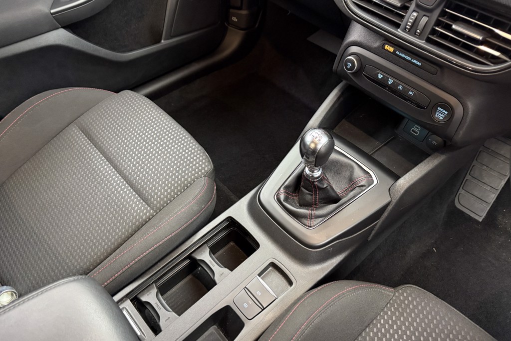 Ford Focus St-Line Manual Petrol Hatchback - Stock Number (1541478) - 15th supplementary image