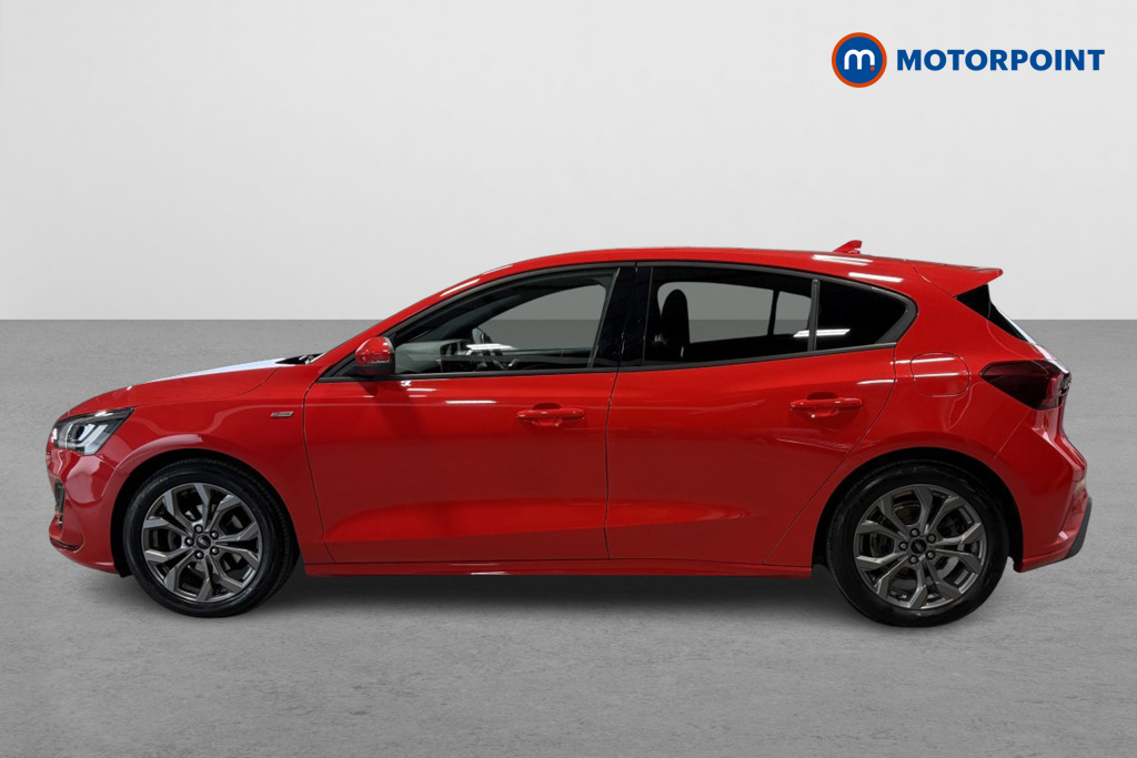 Ford Focus St-Line Manual Petrol Hatchback - Stock Number (1541478) - Passenger side