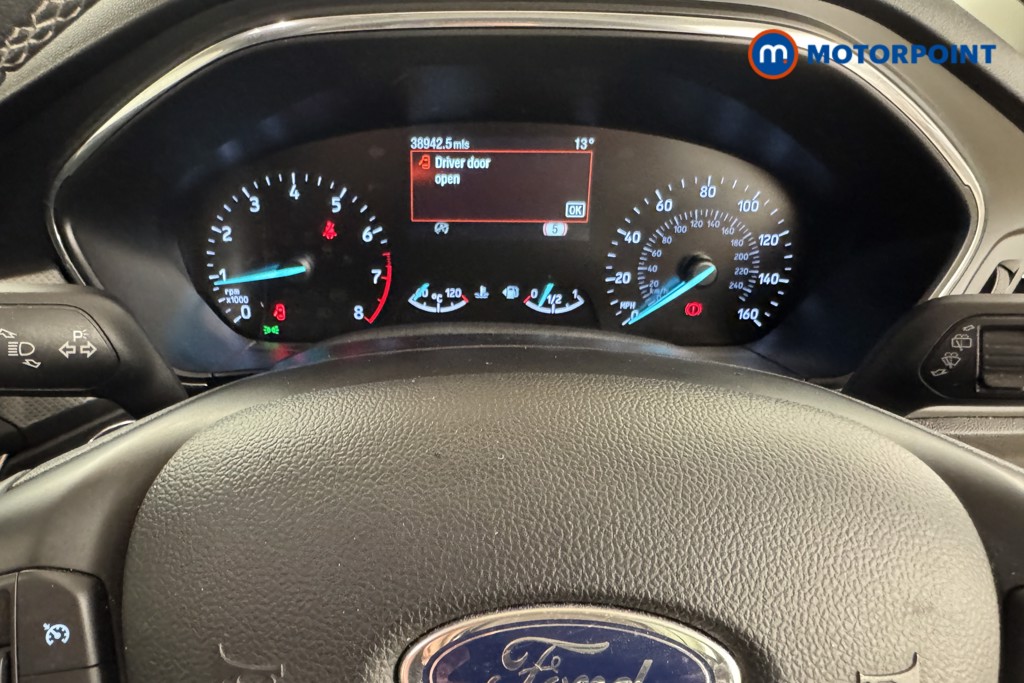 Ford Focus Titanium X Manual Petrol Hatchback - Stock Number (1541879) - 9th supplementary image