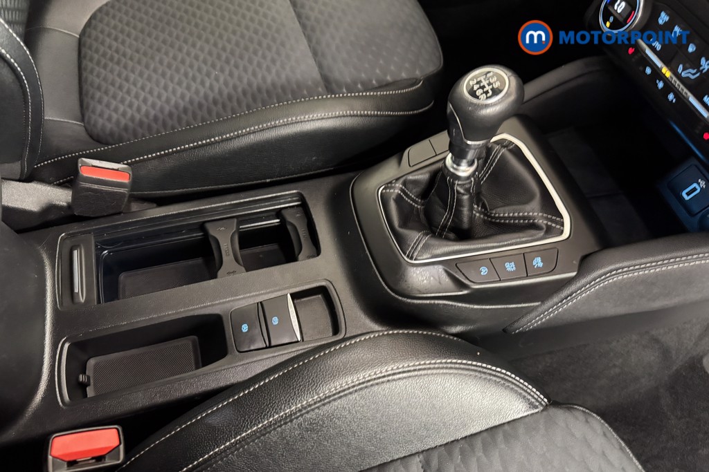 Ford Focus Titanium X Manual Petrol Hatchback - Stock Number (1541879) - 10th supplementary image