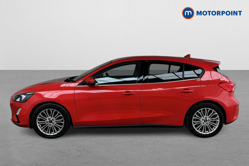 Ford Focus Titanium X Manual Petrol Hatchback - Stock Number (1541879) - Passenger side