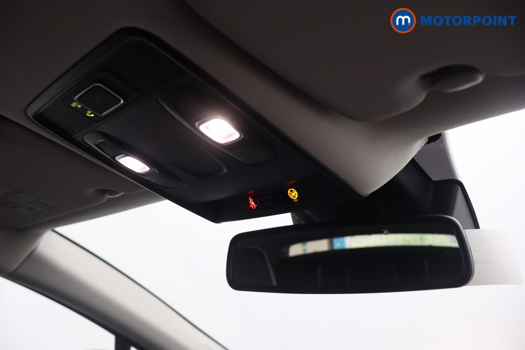 Renault Captur S Edition Manual Petrol SUV - Stock Number (1542425) - 11th supplementary image