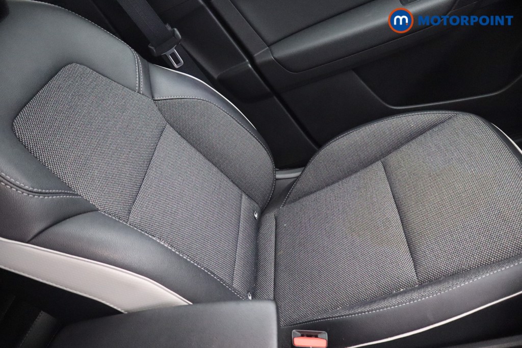 Renault Captur S Edition Manual Petrol SUV - Stock Number (1542425) - 14th supplementary image