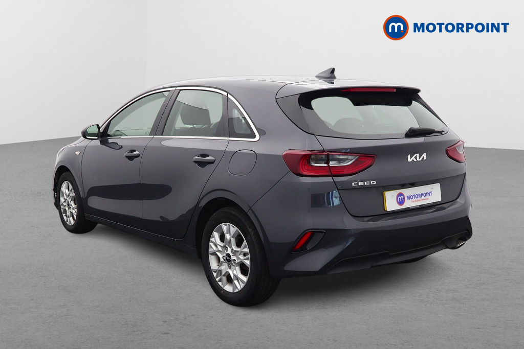 KIA Ceed 2 Manual Petrol Hatchback - Stock Number (1542429) - Passenger side rear corner
