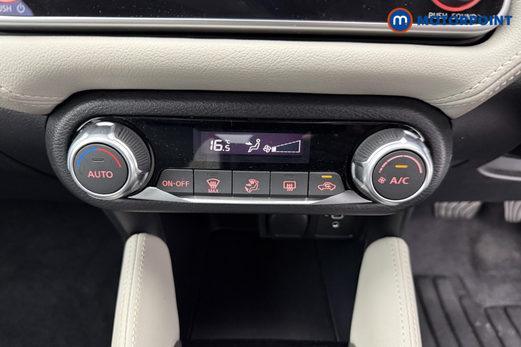Nissan Micra Tekna Automatic Petrol Hatchback - Stock Number (1542682) - 11th supplementary image