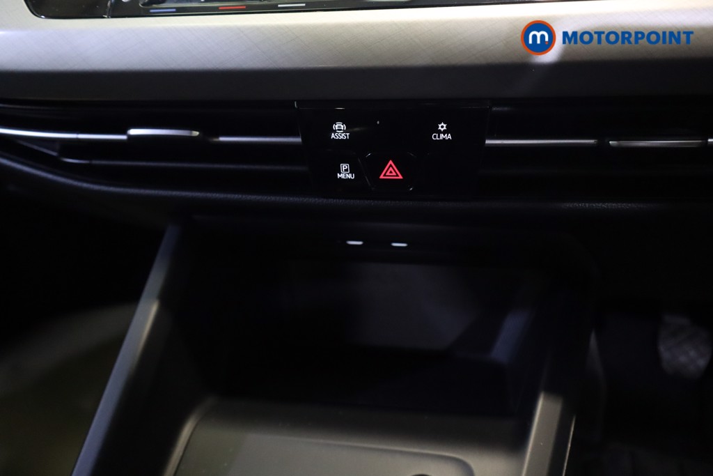 Volkswagen Golf Life Manual Petrol Hatchback - Stock Number (1543166) - 4th supplementary image