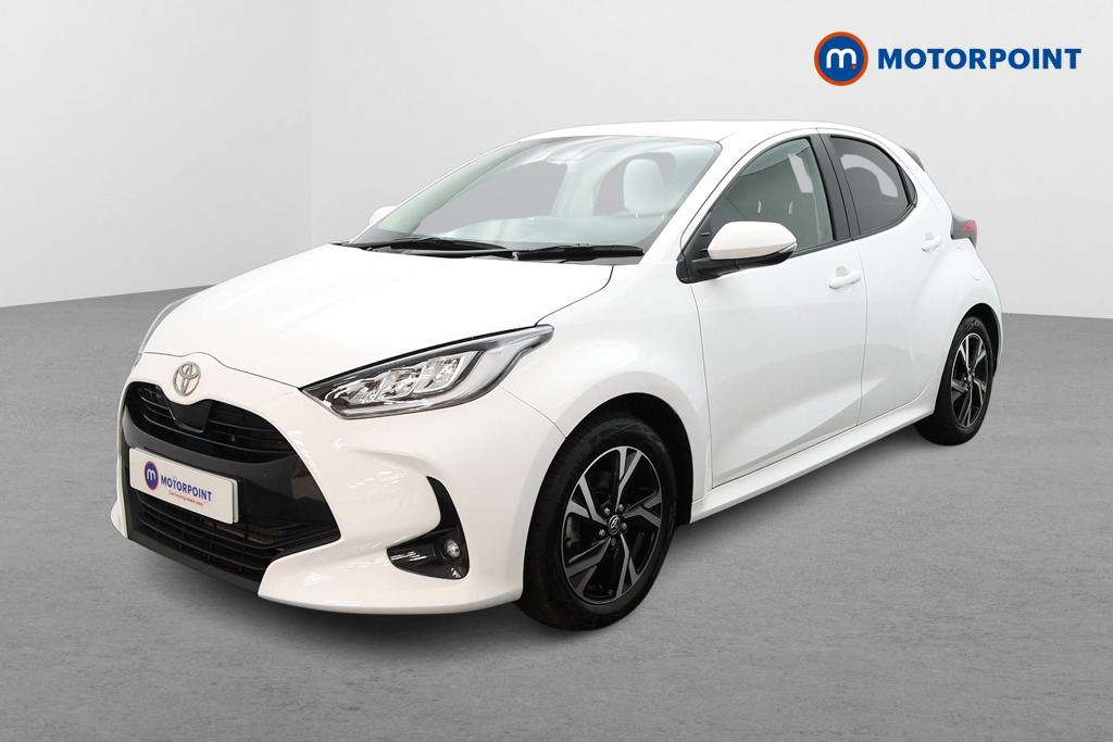 Toyota Yaris Design Automatic Petrol-Electric Hybrid Hatchback - Stock Number (1543634) - Passenger side front corner
