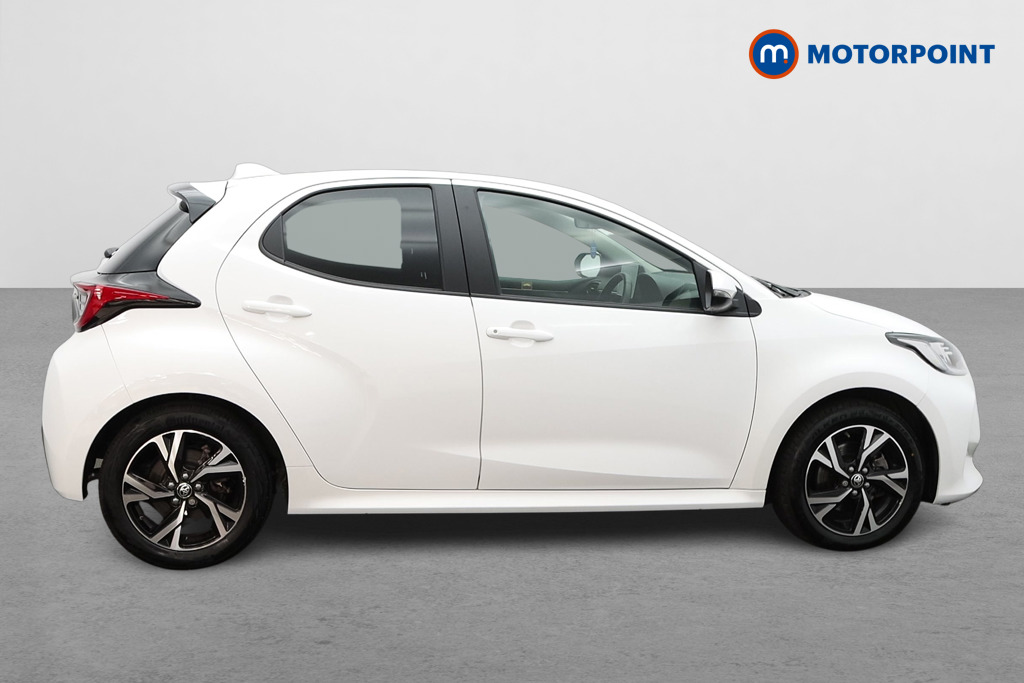 Toyota Yaris Design Automatic Petrol-Electric Hybrid Hatchback - Stock Number (1543634) - Drivers side