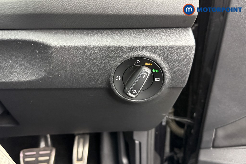 Volkswagen T-Roc R-Line Automatic Petrol SUV - Stock Number (1543644) - 16th supplementary image