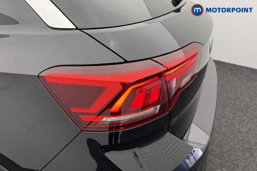 Volkswagen T-Roc R-Line Automatic Petrol SUV - Stock Number (1543644) - 27th supplementary image