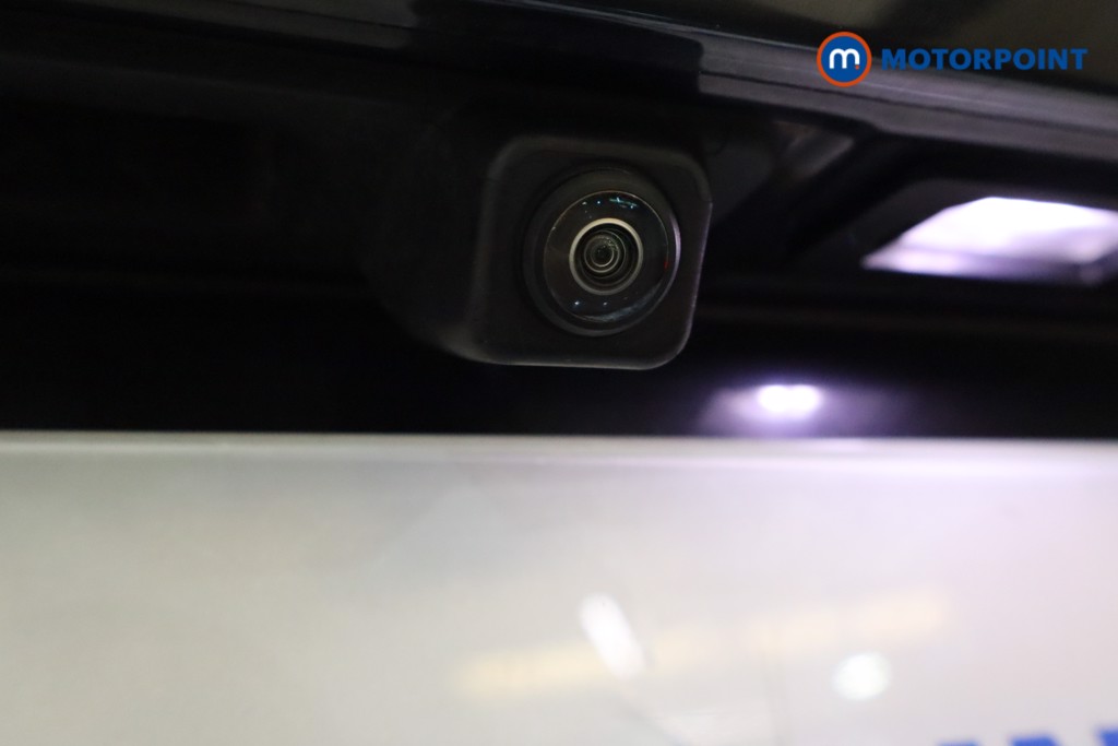 BMW 5 Series M Sport Automatic Petrol Plug-In Hybrid Saloon - Stock Number (1543729) - 12th supplementary image