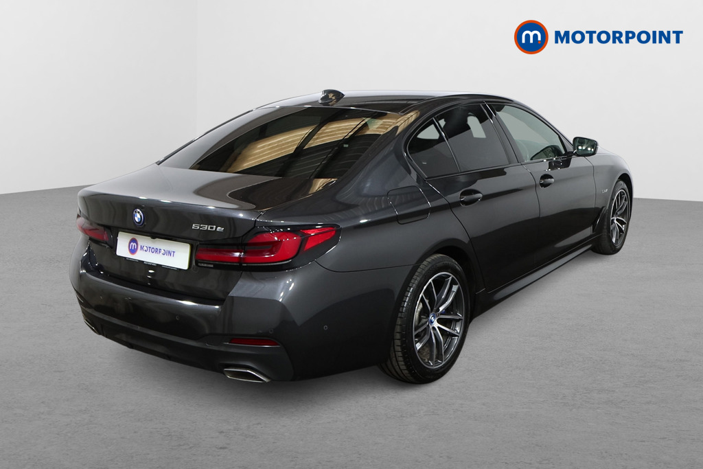 BMW 5 Series M Sport Automatic Petrol Plug-In Hybrid Saloon - Stock Number (1543729) - Drivers side rear corner