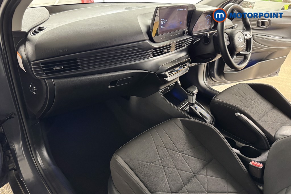 Hyundai Bayon Premium Automatic Petrol-Electric Hybrid SUV - Stock Number (1543993) - 8th supplementary image