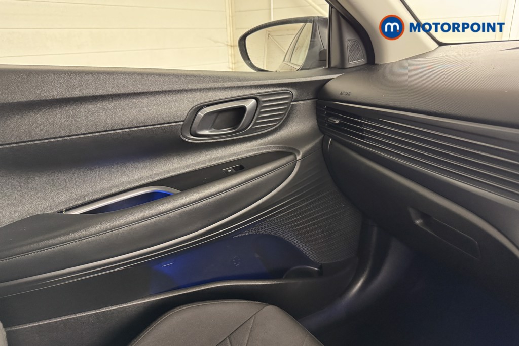 Hyundai Bayon Premium Automatic Petrol-Electric Hybrid SUV - Stock Number (1543993) - 12th supplementary image