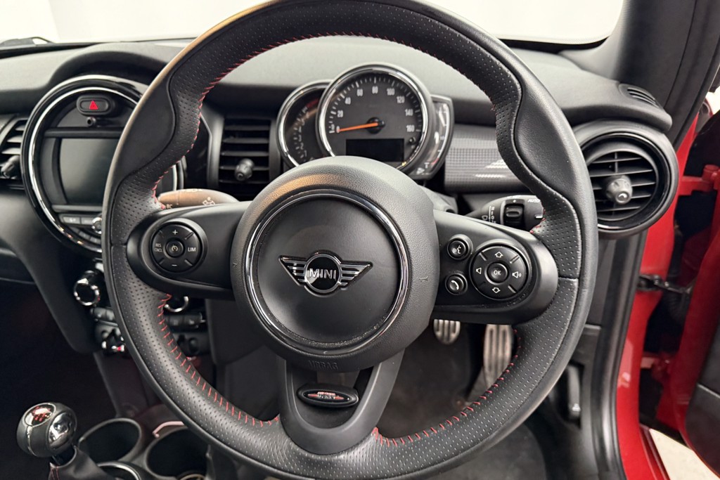 Mini Hatchback Cooper Sport Manual Petrol Hatchback - Stock Number (1544503) - 2nd supplementary image
