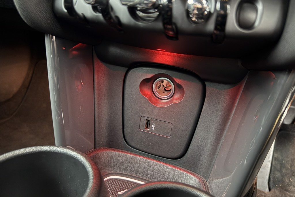 Mini Hatchback Cooper Sport Manual Petrol Hatchback - Stock Number (1544503) - 16th supplementary image