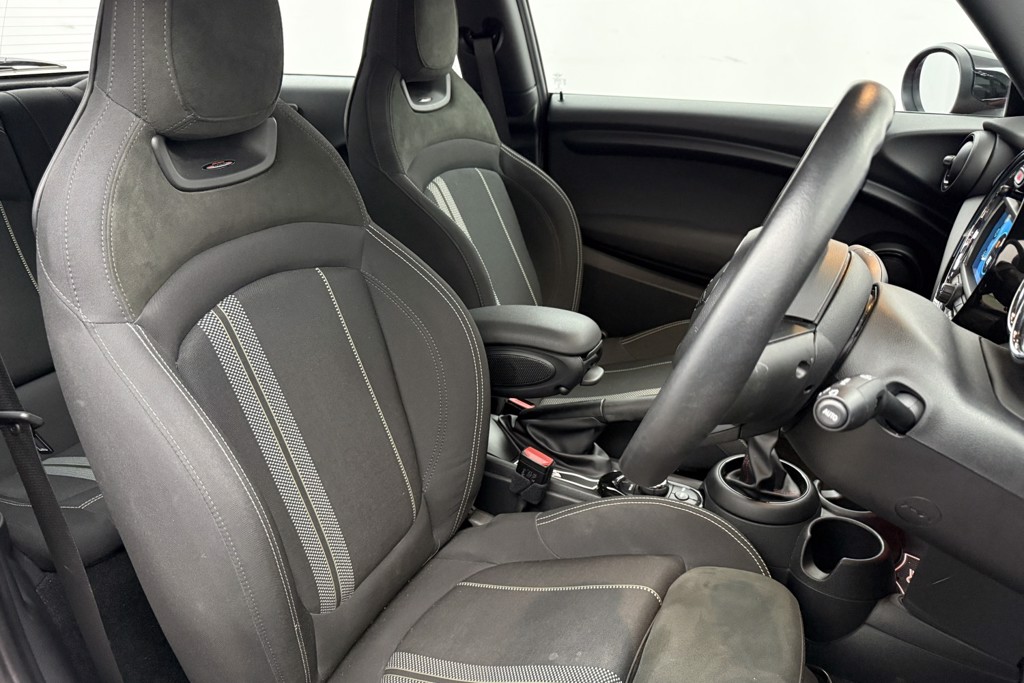 Mini Hatchback Cooper Sport Manual Petrol Hatchback - Stock Number (1544503) - 18th supplementary image