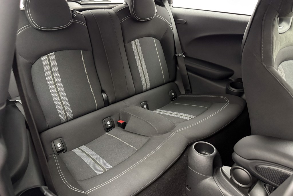 Mini Hatchback Cooper Sport Manual Petrol Hatchback - Stock Number (1544503) - 20th supplementary image