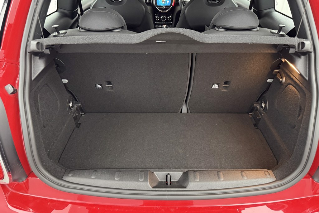 Mini Hatchback Cooper Sport Manual Petrol Hatchback - Stock Number (1544503) - 27th supplementary image